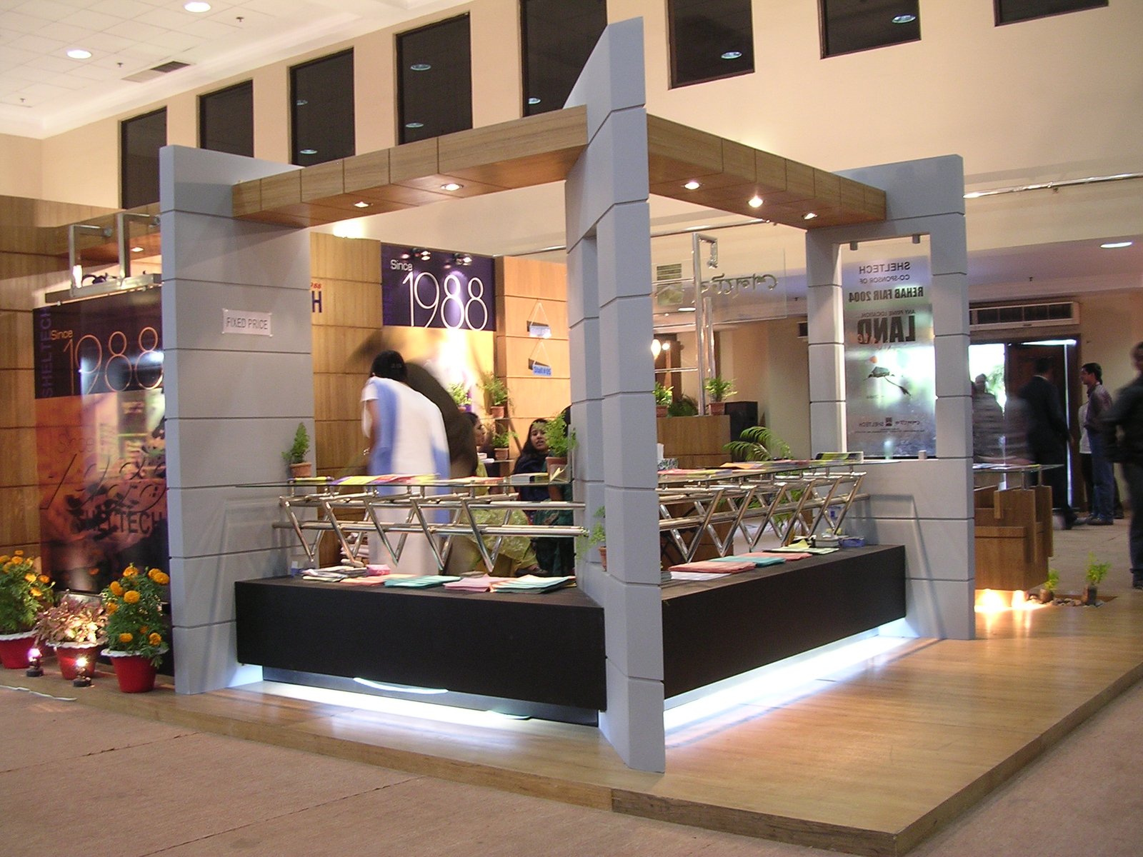 Stall - Interior Detail View 13